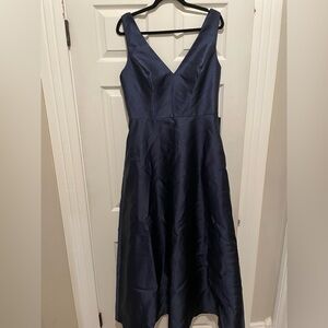 Alfred Sung midnight blue v-neck dress size 14